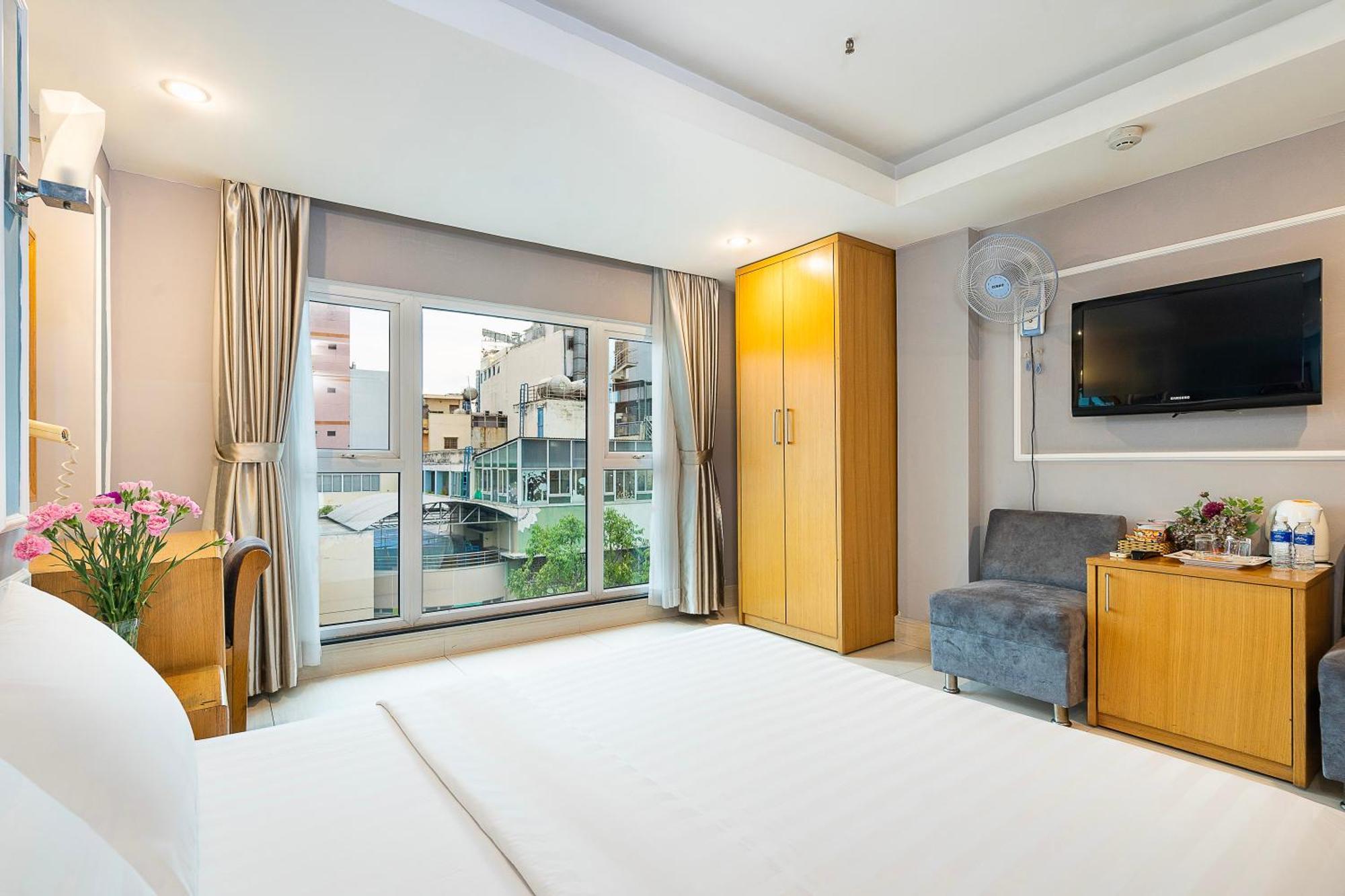Lucky Star Hotel - Ben Thanh Хошимин Экстерьер фото