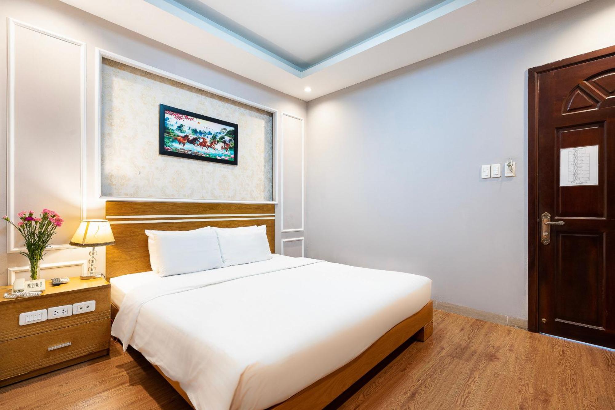 Lucky Star Hotel - Ben Thanh Хошимин Экстерьер фото