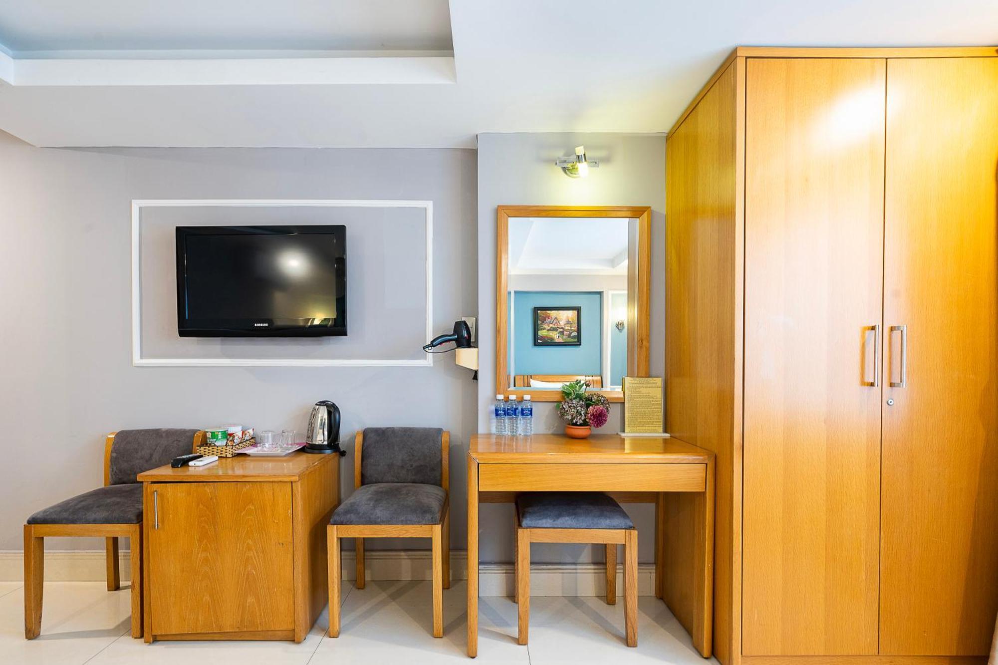 Lucky Star Hotel - Ben Thanh Хошимин Экстерьер фото